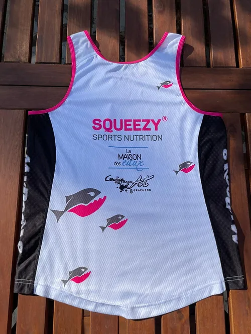 Squeezy_m_tanktop_running_a