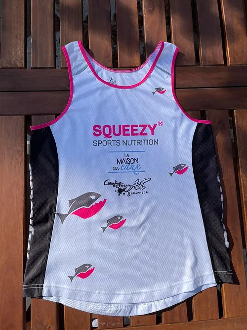 Squeezy_m_tanktop_running_b